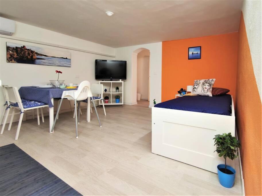 Central Apartments Mezzanine - 1 Min To Via Etnea Catane Extérieur photo